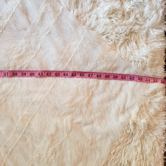 BNWT BCBG Max Azaria Dress, size L, white lace - Picture 5 of 7